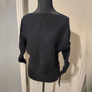 Casting LA Black Sweater Size S